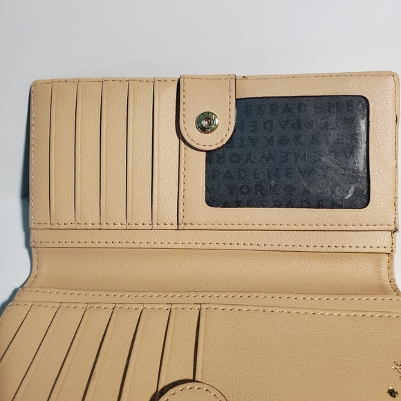 SOLD Kate Spade Bifold Striped Wallet - Picture 3 of 5